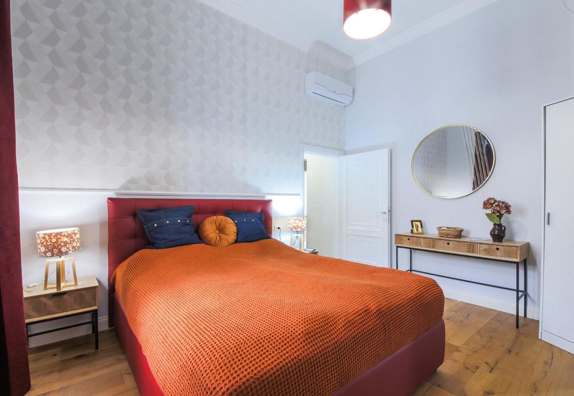 Guido Monaco Contemporary Stylish And Modern Florence