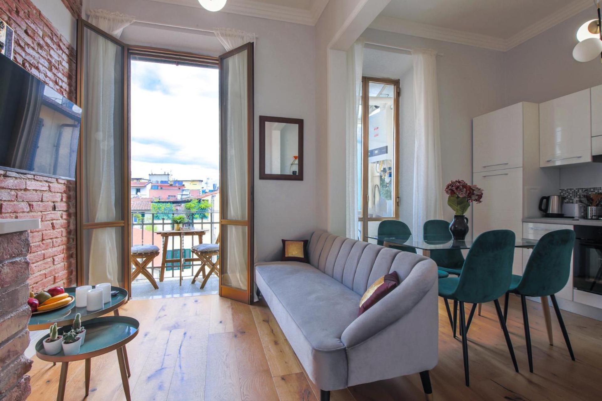 Guido Monaco Contemporary Stylish And Modern